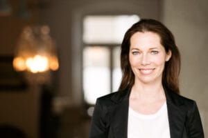 Dr. Nicole Höttges – Anwältin in ihrer Kanzlei in Düsseldorf